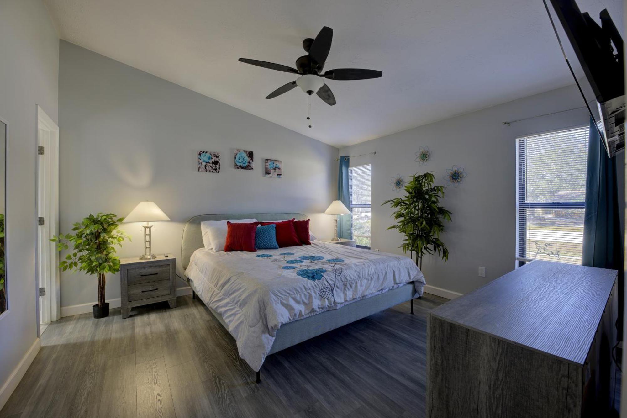 Family Fun Ping Pong, Bbq, Walk To Park Nearby Sarasota Luaran gambar